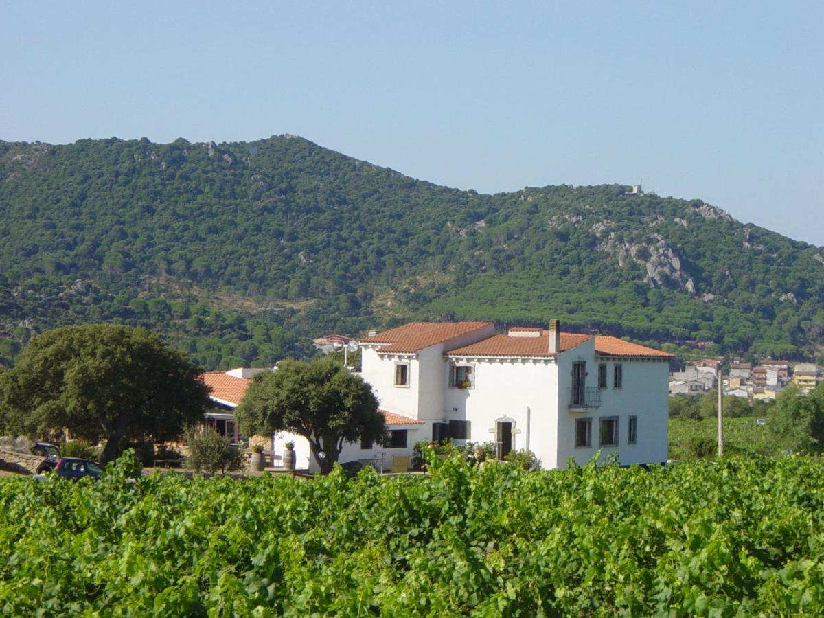 Agriturismo Vermentino Monti Exterior photo