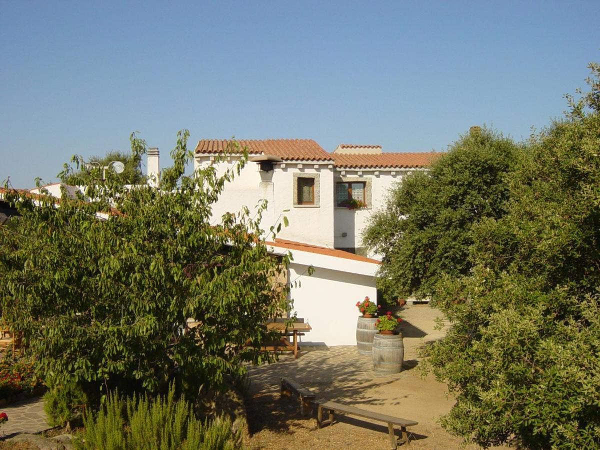 Agriturismo Vermentino Monti Exterior photo