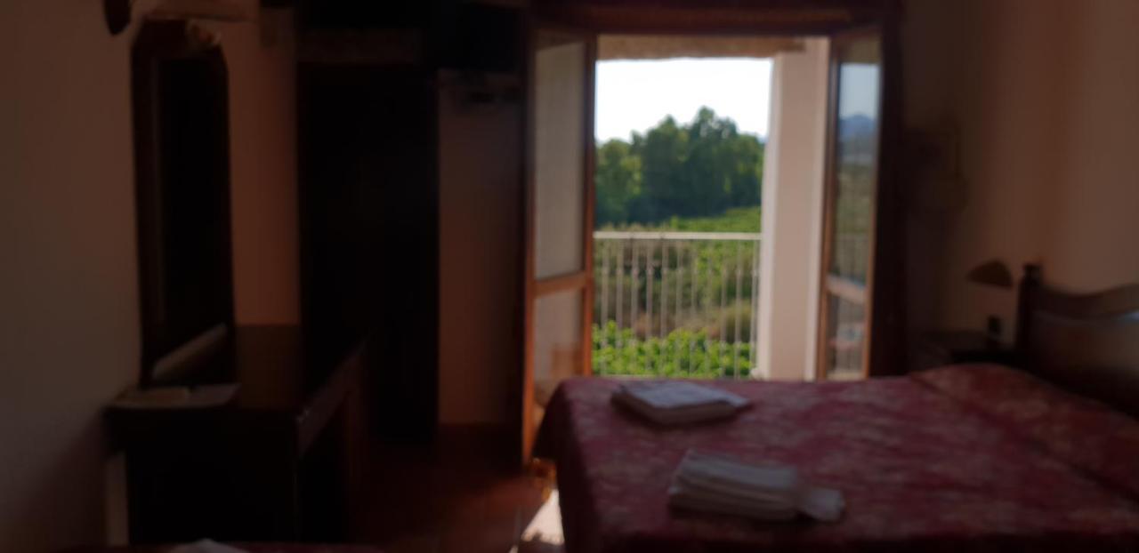 Agriturismo Vermentino Monti Exterior photo